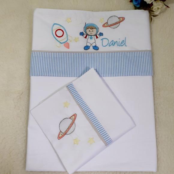Lençol e Fronha de Mini Berço Personalizada Astronauta
