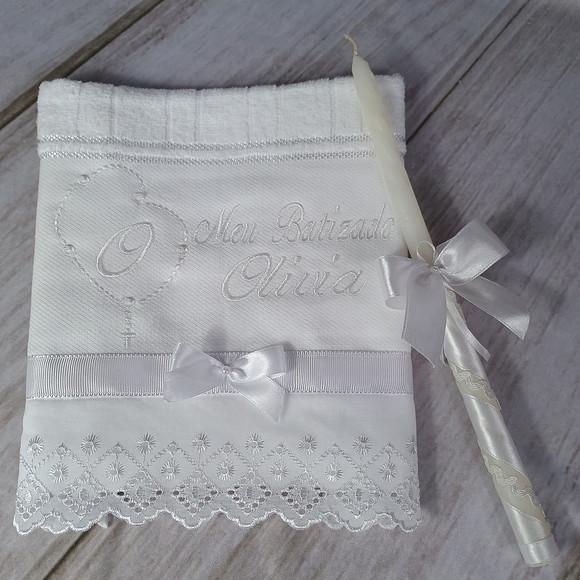 Toalha Batismo Personalizada Branca e Vela Decorada