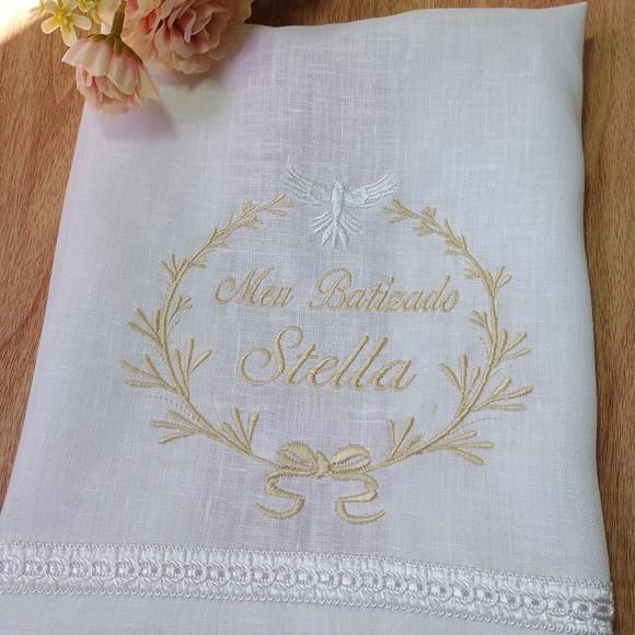 Toalha Batizado Cambraia de Linho Bordada Personalizada