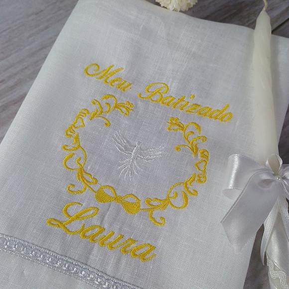 Toalha Batizado Cambraia Linho Espírito Santo Vela Decorada