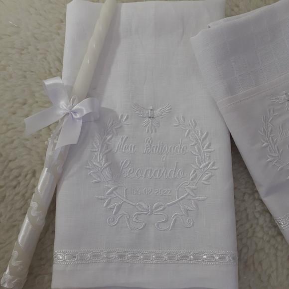 Toalha Batizado Cambraia Linho Vela Decorada e Fralda Boca