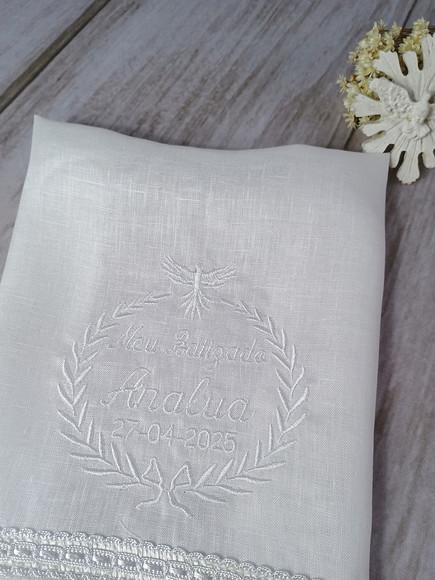 Toalha Batizado Linho Bordado Branco Personalizada