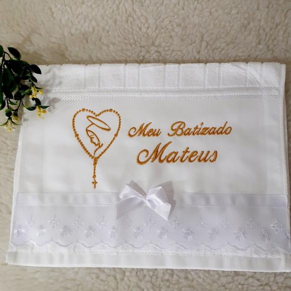 Toalha Batizado Menino Bordada Terço Nossa Senhora
