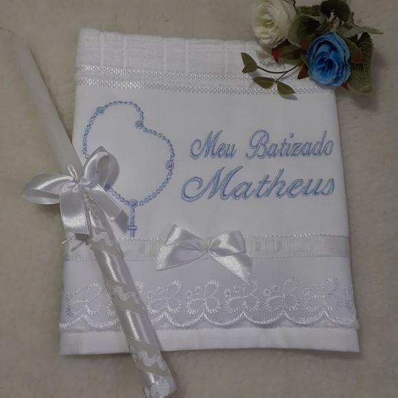 Toalha Batizado para Menino com Nome e Vela Decorada