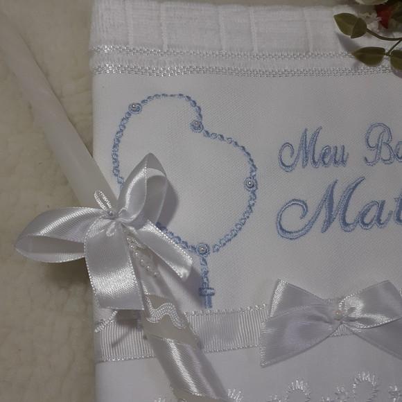 Toalha Batizado para Menino com Nome e Vela Decorada