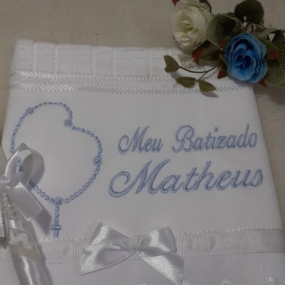 Toalha Batizado para Menino com Nome e Vela Decorada