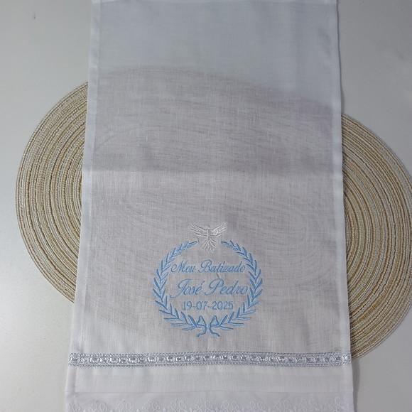 Toalha de Batizado Cambraia de Linho Azul Espírito Santo