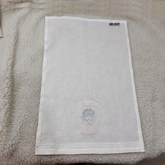Toalha de Batizado em Linho Personalizada Bordado Anjinho