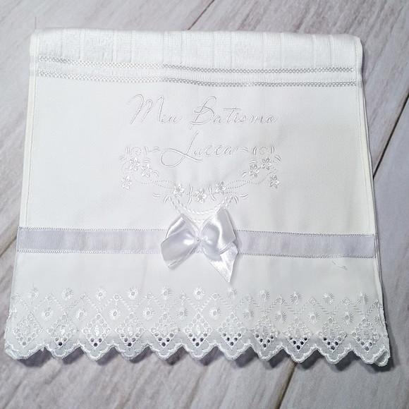 Toalha de Batizado Personalizada Bordado Branco Menino