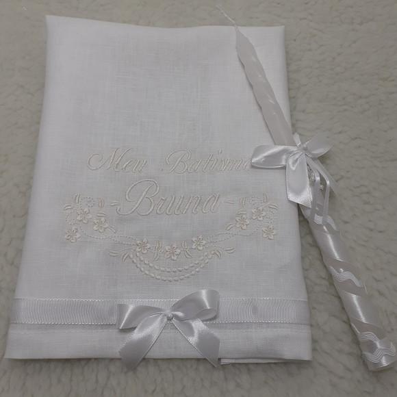 Toalha Linho Personalizada de Batizado Branca e Vela