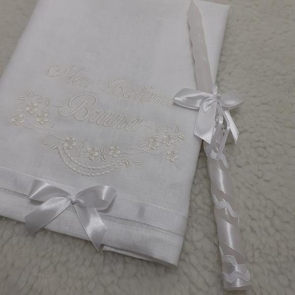 Toalha Linho Personalizada de Batizado Branca e Vela
