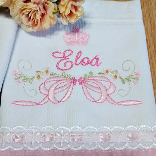 Fralda Bordada e Fraldinha de Boca Personalizada Flores Rosa
