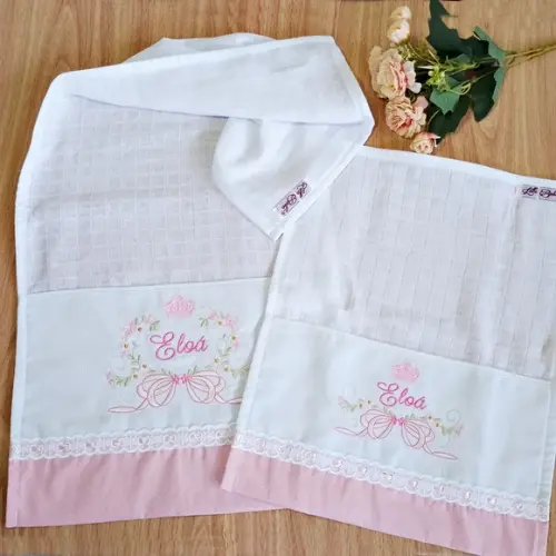 Fralda Bordada e Fraldinha de Boca Personalizada Flores Rosa