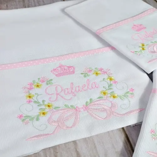 Fralda Ombro e Boca com Nome Personalizada Floral