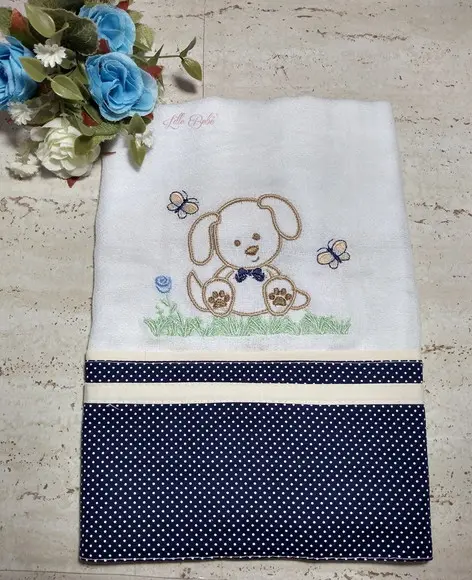 Fralda Passeio Bordada Cachorrinho Azul Marinho e Marfim