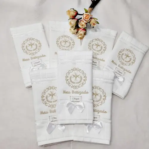 Kit 10 Lembranças Meu Batizado Toalha Bordada