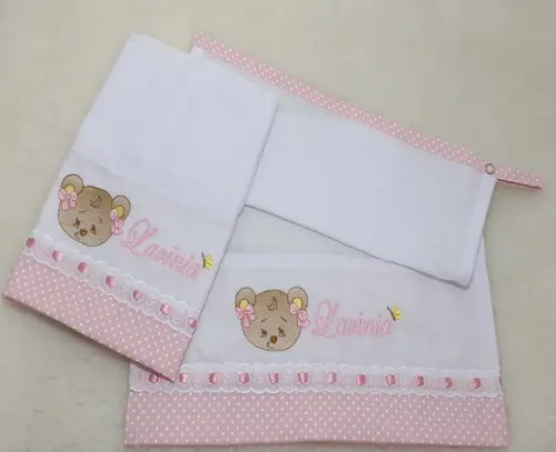 Kit 2 Fraldas de Boca Ursinha com Nome Rosa Menina