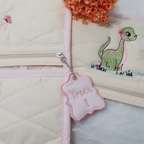 Kit 4 Saquinho Maternidade Personalizado Dinossauro Menina