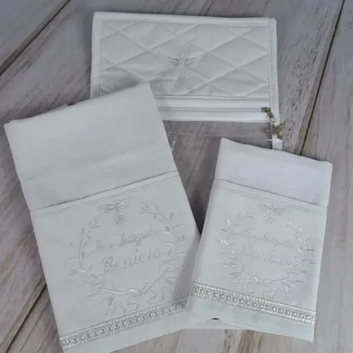 Kit Batizado Fralda Personalizadas Branca e Embalagem