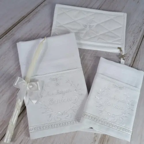 Kit Batizado Fralda Personalizadas Branca, Embalagem e Vela