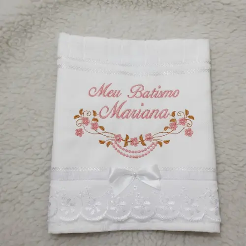 Kit Batizado Toalha Bordada Nome Rosa Menina e Vela