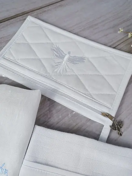 Kit Batizado Toalha Linho Personalizada Fralda e Embalagem