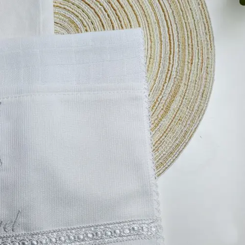 Kit de Batizado Delicado com Toalha e Fralda Personalizada