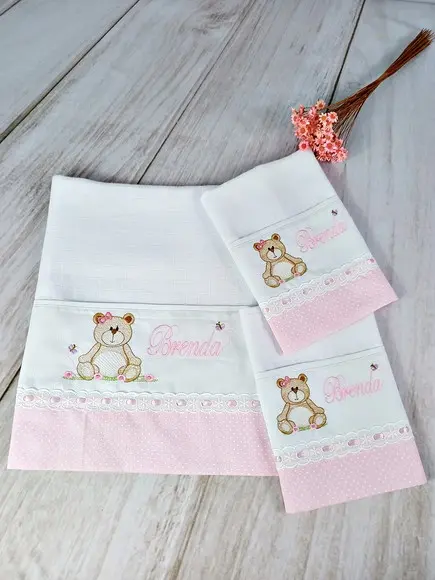 Kit Fralda Bordada e Personalizadas Ursinha Rosa Enxoval