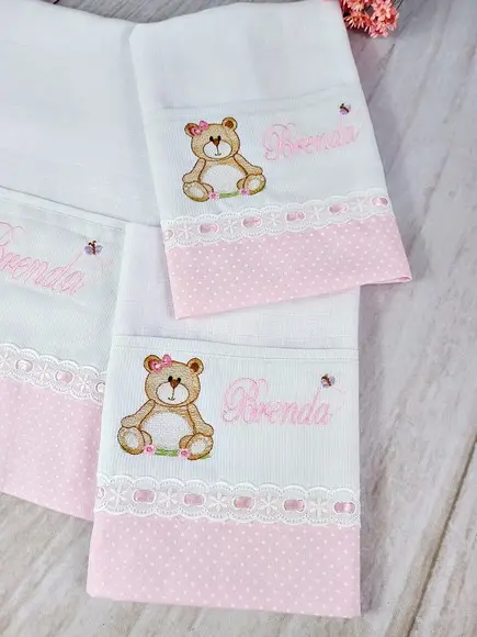 Kit Fralda Bordada e Personalizadas Ursinha Rosa Enxoval