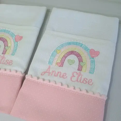 Kit Fralda de Boca Personalizadas Arco-íris Delicado Enxoval