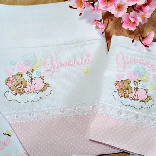 Kit Fraldas Bordadas e Personalizadas Ursinha Menina Rosa