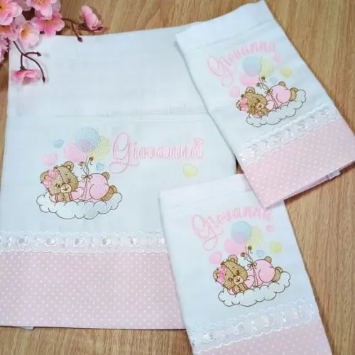 Kit Fraldas Bordadas e Personalizadas Ursinha Menina Rosa