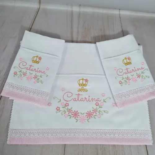 Kit Fraldas Personalizadas Bordado Floral Princesa Delicada