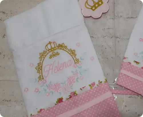 Kit Maternidade Fralda, Saquinho de Roupa e Porta Fraldas