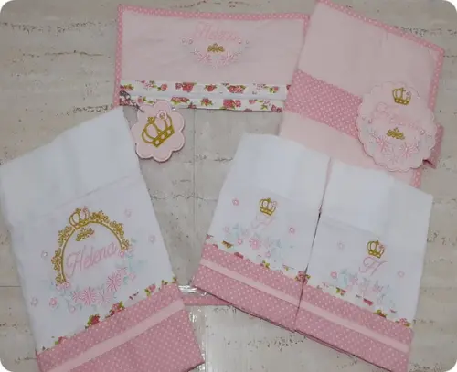 Kit Maternidade Fralda, Saquinho de Roupa e Porta Fraldas