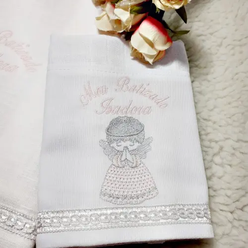 Kit Toalha Batizado em Linho, Vela e Fralda Personalizada