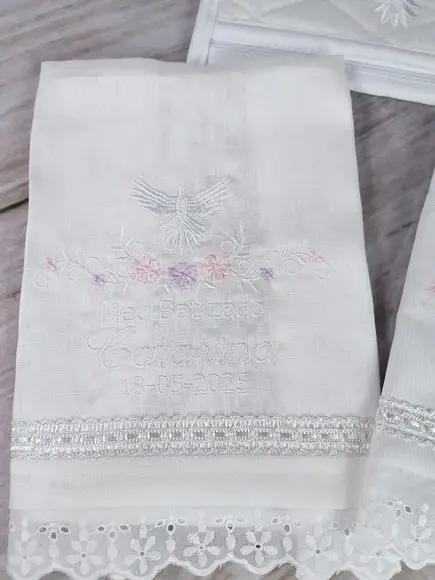 Kit Toalha Batizado Personalizada Fralda Embalagem Floral