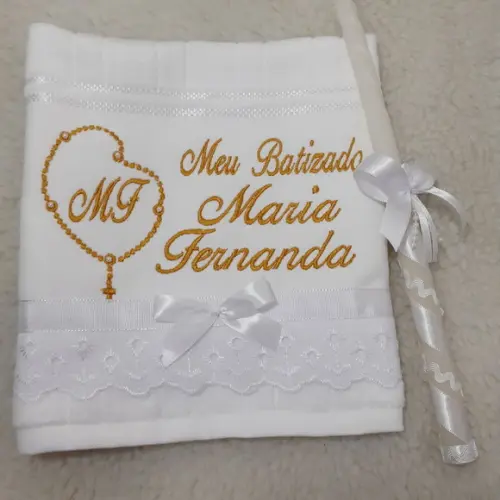 Kit Toalha de Batizado Personalizada e Vela Decorada
