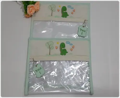 Saquinho Impermeável Maternidade Troca Roupa Bebê