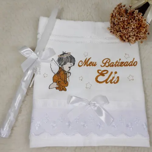 Toalha Batismo Personalizada Menina e Vela Decorada