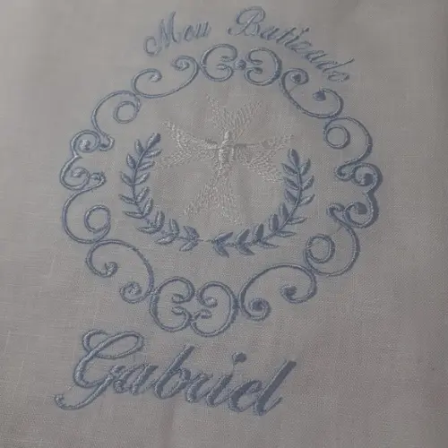 Toalha Batizado Cambraia de Linho Bordada Espirito Santo
