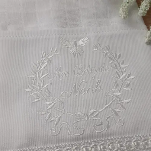 Toalha Batizado Cambraia Linho Bordada e Fraldinha Boca