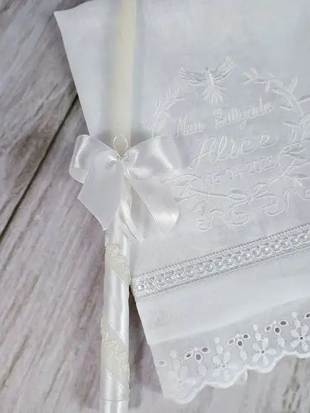 Toalha Batizado Cambraia Linho Espírito Santo Vela Decorada