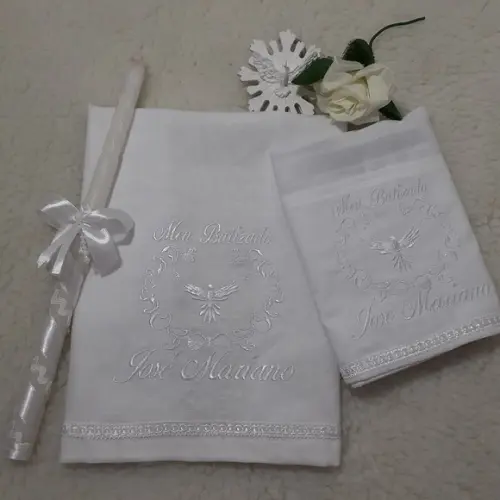 Toalha Batizado Cambraia Linho Vela e Fralda Bordado Branco