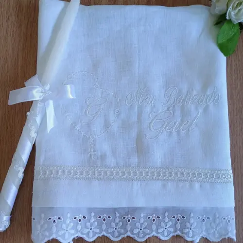 Toalha Batizado de Linho Branca Personalizada Vela Decorada