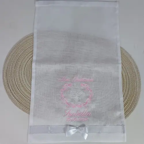 Toalha Batizado Linho Personalizado e Vela Decorada Menina