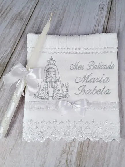 Toalha Batizado Nossa Senhora Aparecida Menina Cinza e Vela