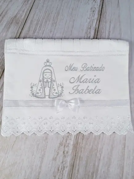 Toalha Batizado Nossa Senhora Aparecida Menina Cinza e Vela