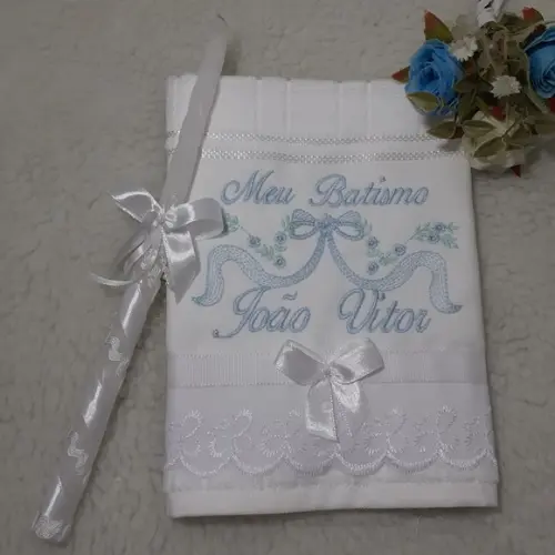 Toalha Batizado Personalizada Menino e Vela Decorada
