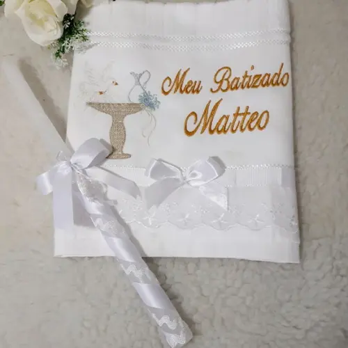 Toalha Batizado Personalizada Pia Batismal e Vela Decorada